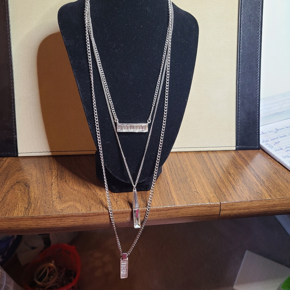 Kenneth Cole NY 3 Tier Crystal Necklace ☠️3 For $20 Item